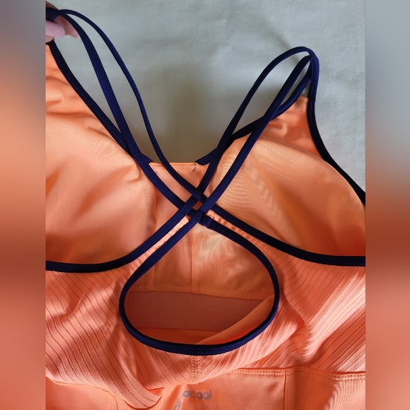 Women's Adidas Climacool Tank athleticwear Small - Picture 5 of 9